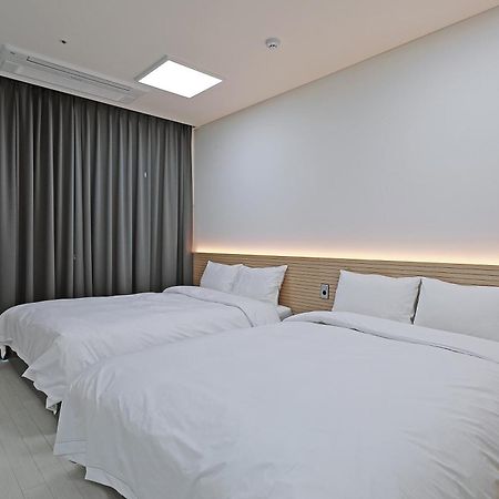 סוקצ'ו World Sky Residence Hotel מראה חיצוני תמונה