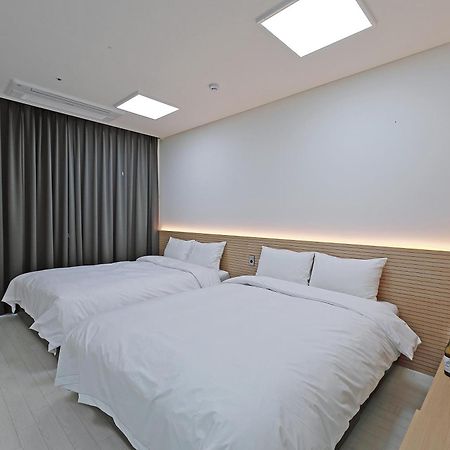 סוקצ'ו World Sky Residence Hotel מראה חיצוני תמונה