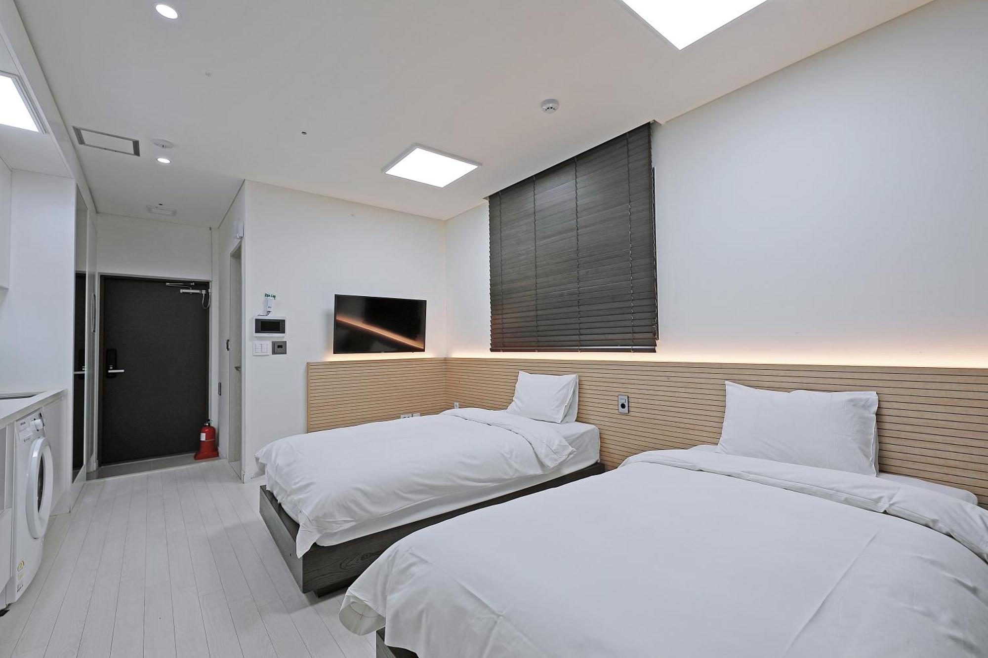סוקצ'ו World Sky Residence Hotel מראה חיצוני תמונה
