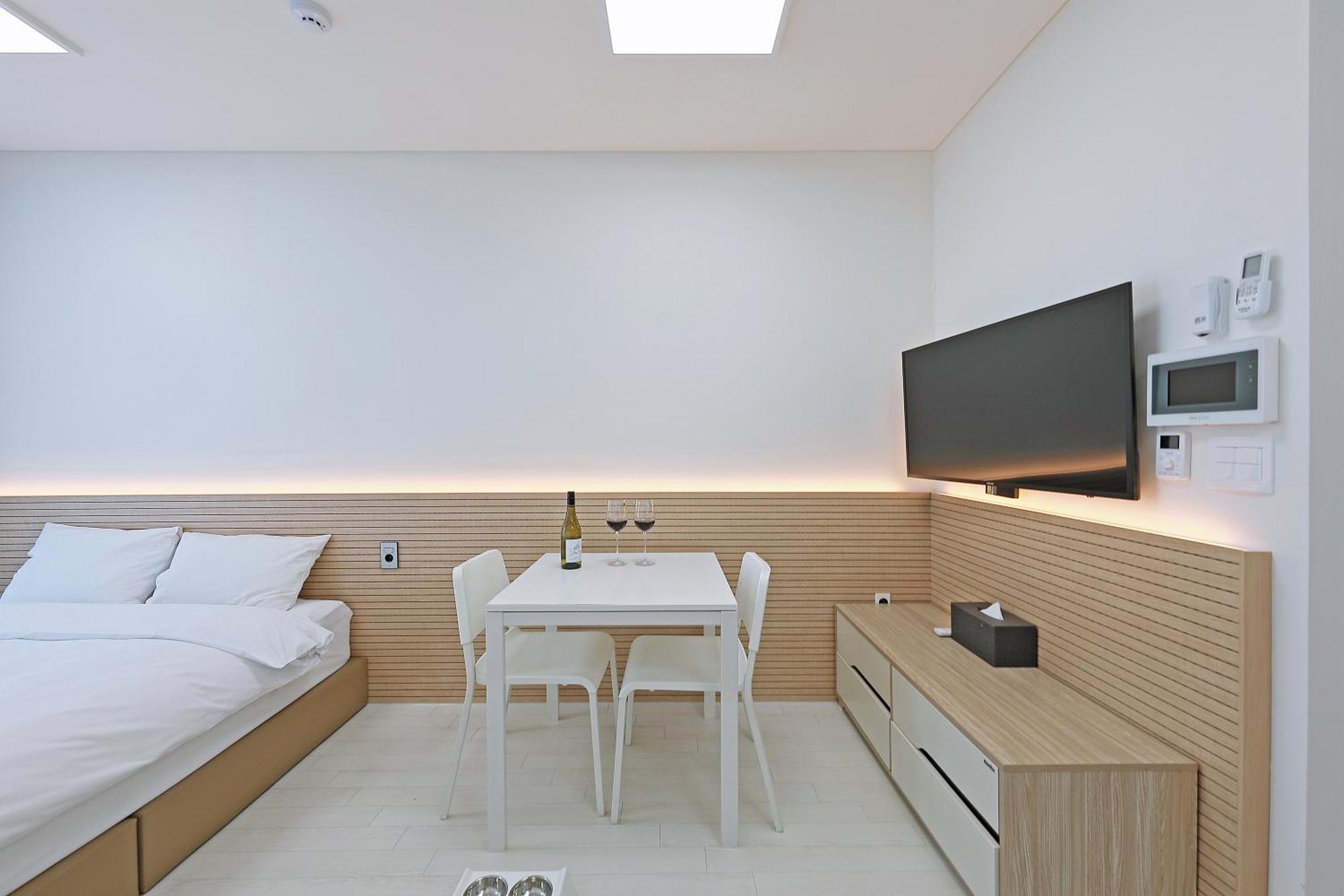 סוקצ'ו World Sky Residence Hotel מראה חיצוני תמונה