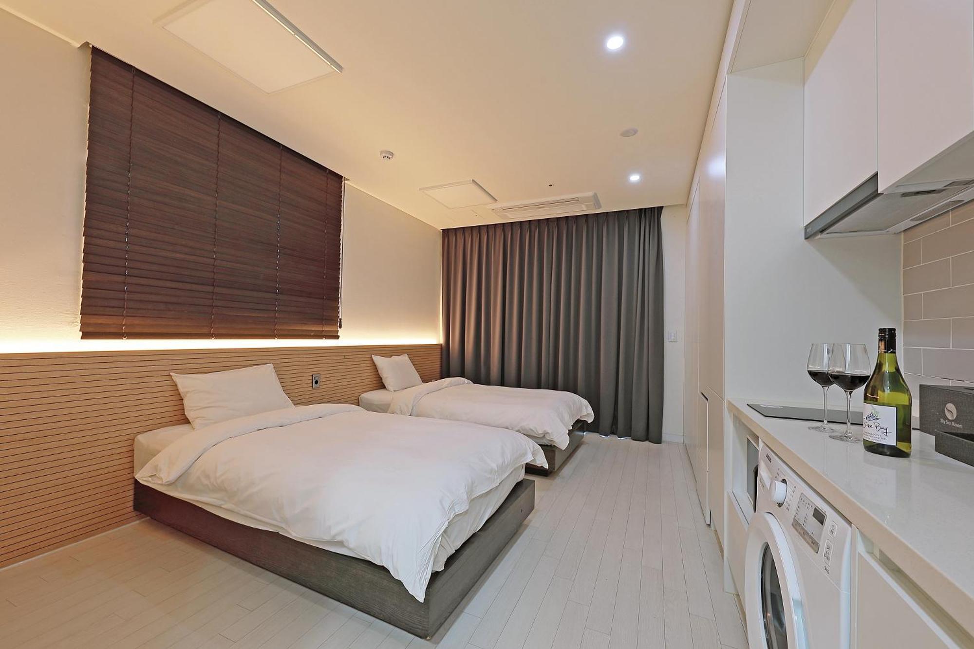 סוקצ'ו World Sky Residence Hotel מראה חיצוני תמונה
