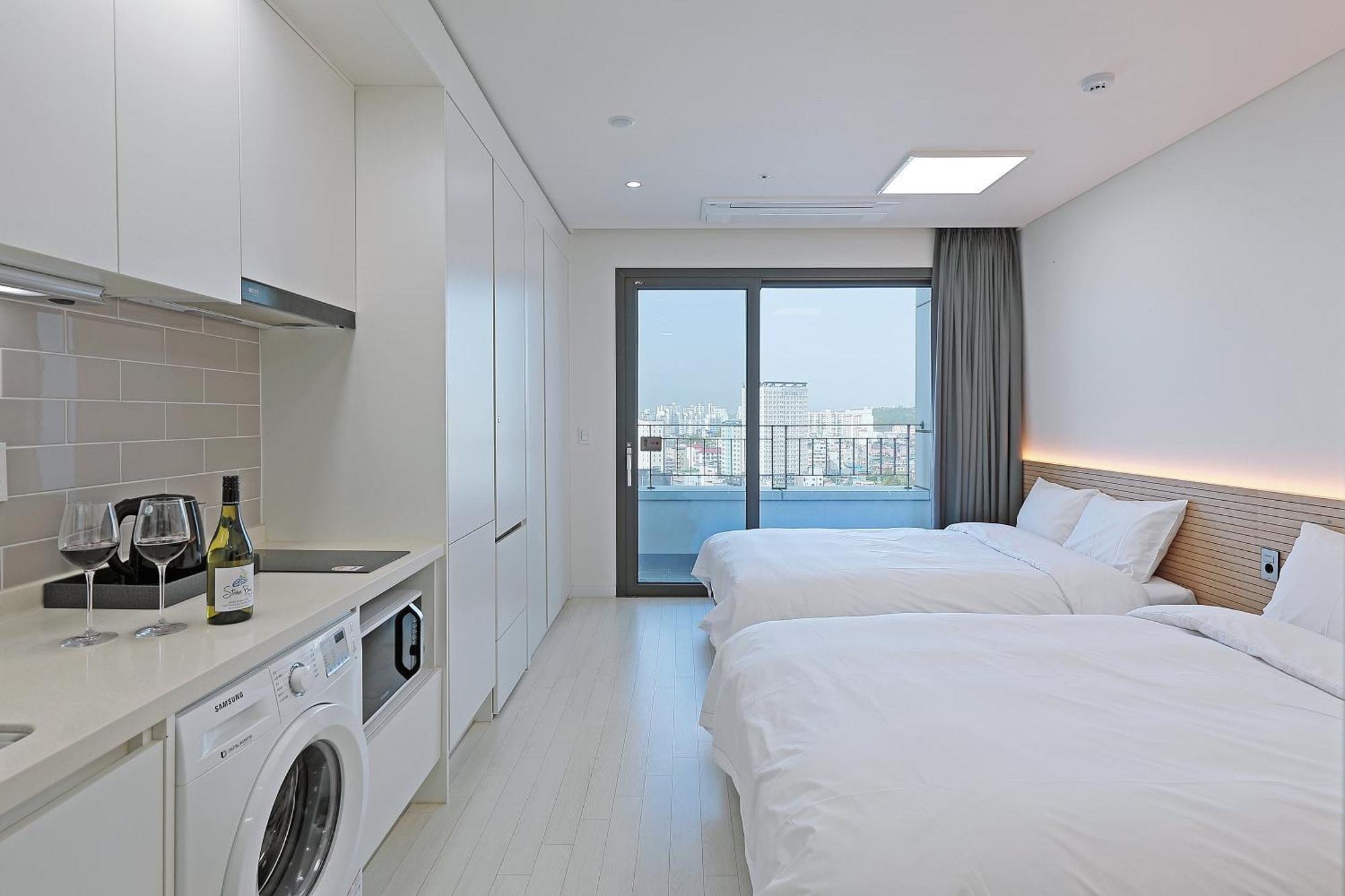 סוקצ'ו World Sky Residence Hotel מראה חיצוני תמונה
