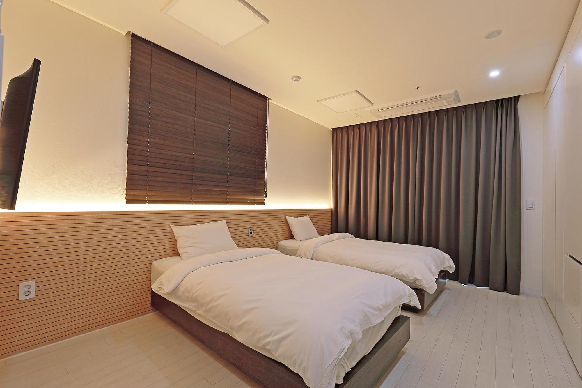 סוקצ'ו World Sky Residence Hotel מראה חיצוני תמונה