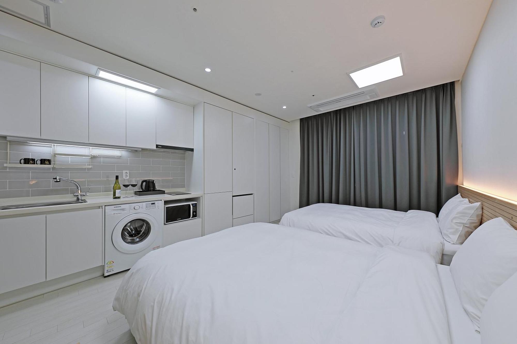 סוקצ'ו World Sky Residence Hotel מראה חיצוני תמונה