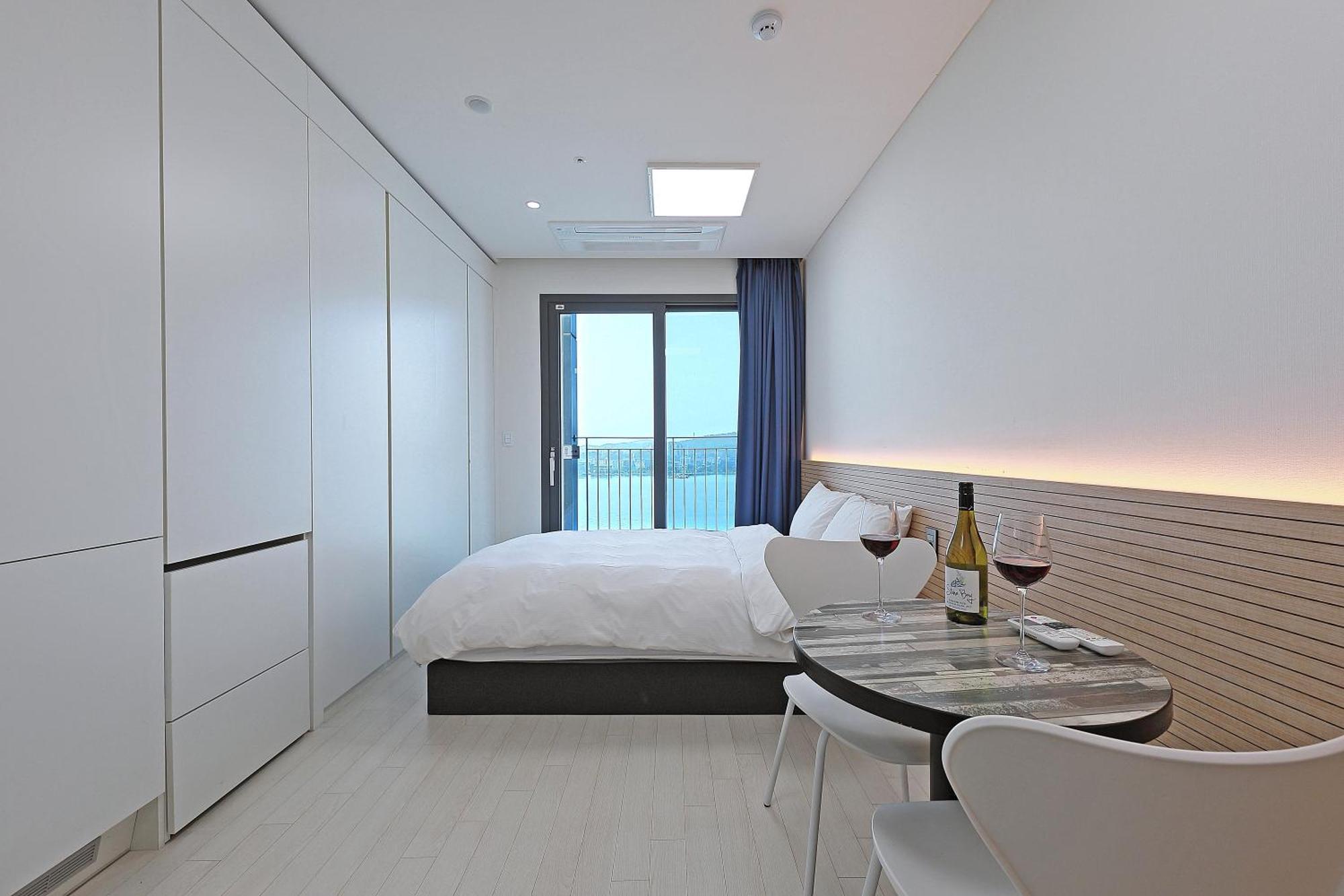 סוקצ'ו World Sky Residence Hotel מראה חיצוני תמונה